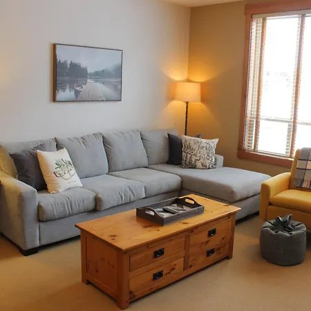 Timberline Lodges By Fernie Lodging Co-2