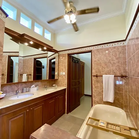 Bali Emerald Villas-3
