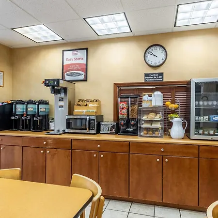 Econo Lodge Valdosta Mall Area-3