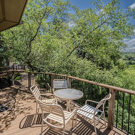 Perfect Remote Worker Hideaway Near Austin With Pool And Hot Tub No 16 Lantana-2