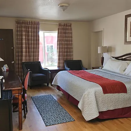 Rainbow Lodge And Inn-3