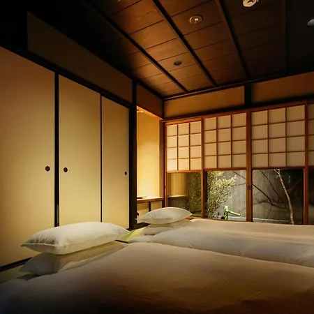 Kyoto Urushiro Wakasaya-3