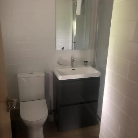 Wells House & Gardens Self Catering Accessible Cottage 3 Bedrooms Sleep 6-3