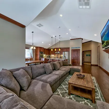 4Br Walk To Lake & Heavenly Tahoe Woods #203-2