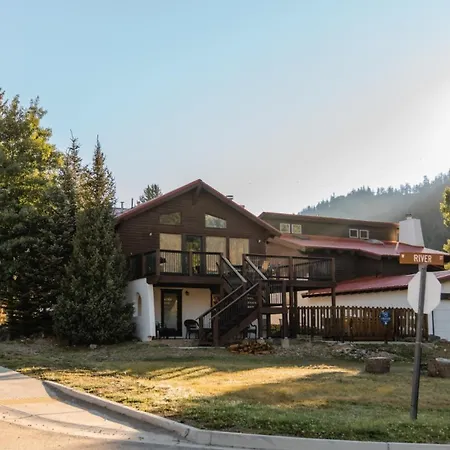 Caribel Trail Lodge-3