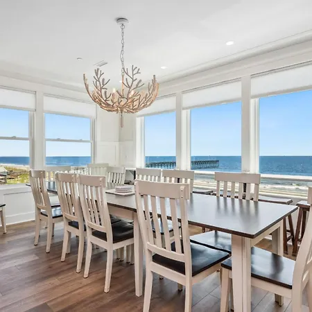 Ollies Point By Oak Island Accommodations-2