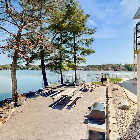 Lighthouse Cove Condo Resort: 418-3