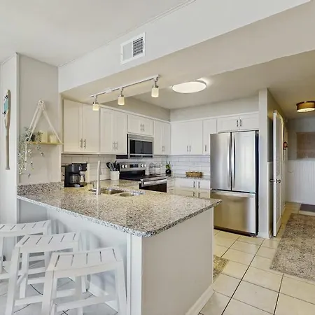 Palmetto Dunes 303-2