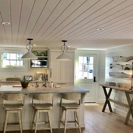 Captains Cottage 3 Bedroom 3,5 Bathroom In Cape Porpoise-2