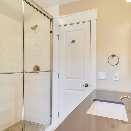 29 Pelican Street-3
