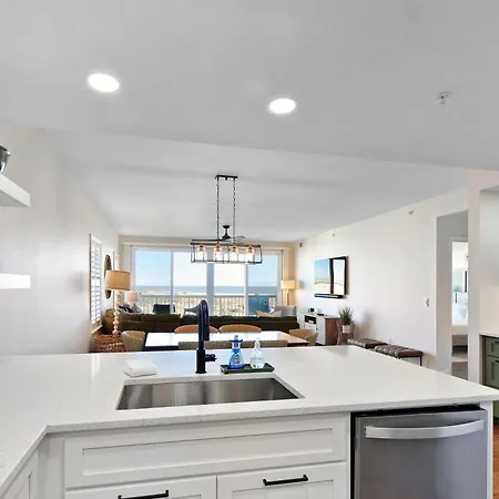 St. Simons Grand 307-2