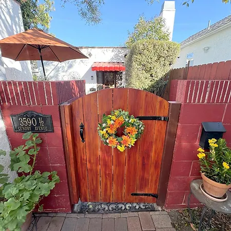 Casita Gundry- Boutique Hideaway, Quaint Historic Charm-3
