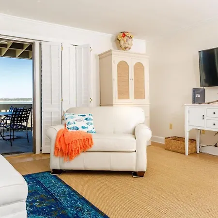1313 Pelican Watch-Beach-Amenities - $299 June 20-3