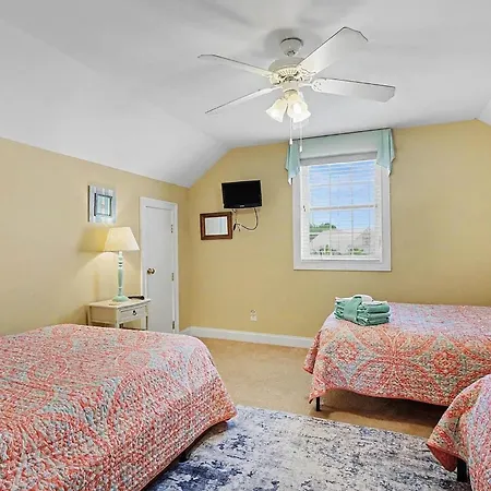 Surfside/Garden City Pet-Friendly Beach House-2