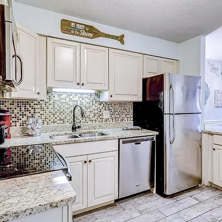 Fiddlers Cove 18B-3