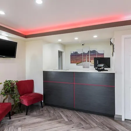 Econo Lodge Hesperia - Victorville I-15-3