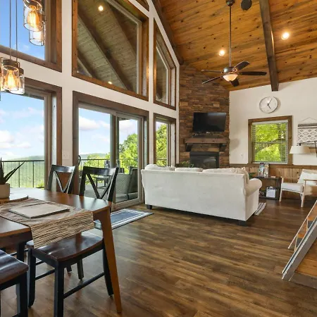 Canyon View Treehouse- Relaxing Getaway In Jasper With An Amazing View-3