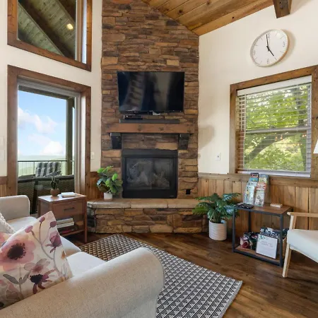 Canyon View Treehouse- Relaxing Getaway In Jasper With An Amazing View-2