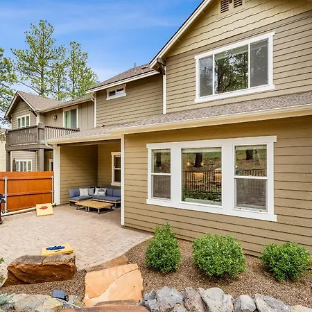 Pinnacle Pines Forest Views Modern Home With Ev Charger Direct Trail Access-2