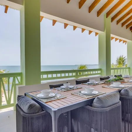 Beach Walkout Condo 112 3Br2Ba Sleeps 8-2