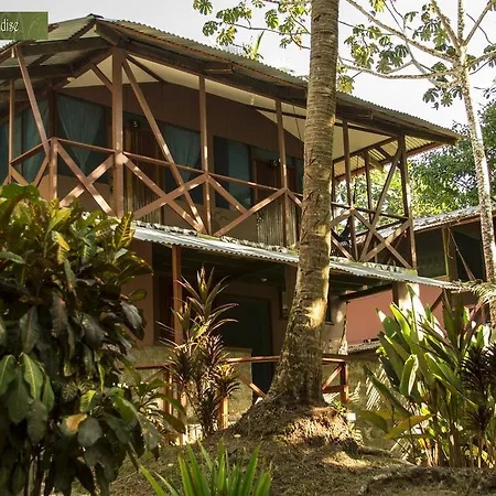 Poor Man'S Paradise Lodge-2