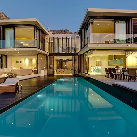 Serenity Villa 18 Ronald Rd Camps Bay-3