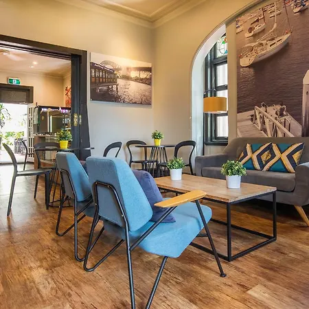 Glenferrie Lodge-3