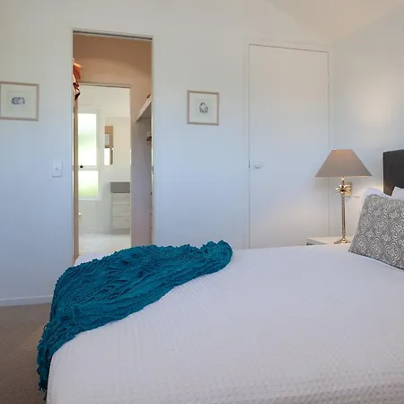 Utopia Beach House-2