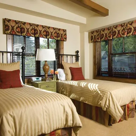 Innsbruck Aspen Deluxe Two-Bedroom Suite 1 W/ Hot Tub, Centrally Located-3
