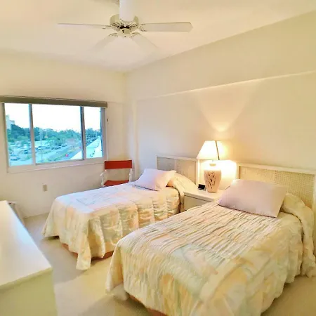 Beach Condo On Siesta Key Beach W/ Heated Pool-3