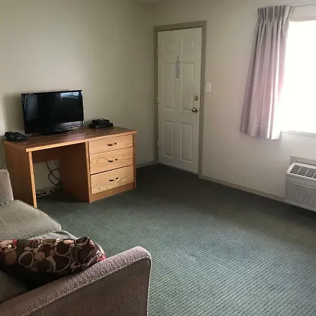 Slumberlodge Hotel-3