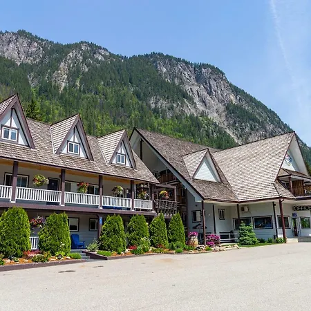 Peaks Lodge-3