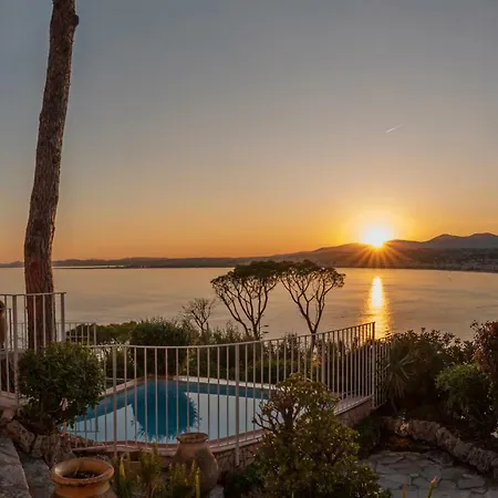 Chateau Des Anglais - Five Stars Holiday House-2