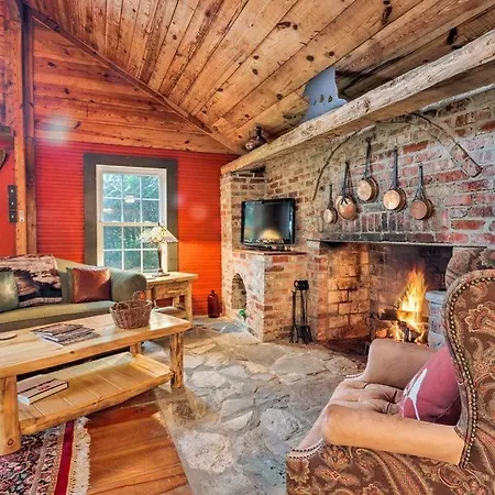 Ginny'S Cabin-2