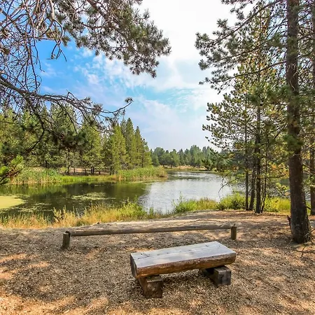 Fairway Village 28 | Discover Sunriver-3