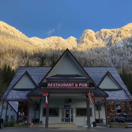 Peaks Lodge-2