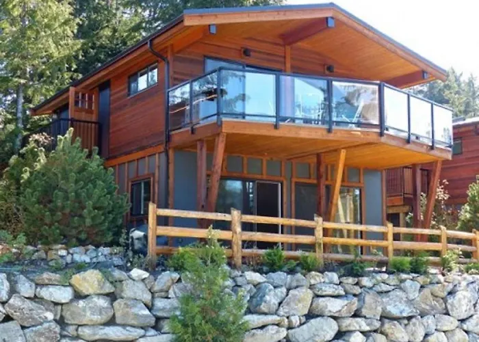 Fish Tales Cottage Port Renfrew