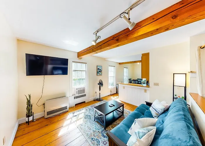 Stowe Mountain Road Escape Apartment