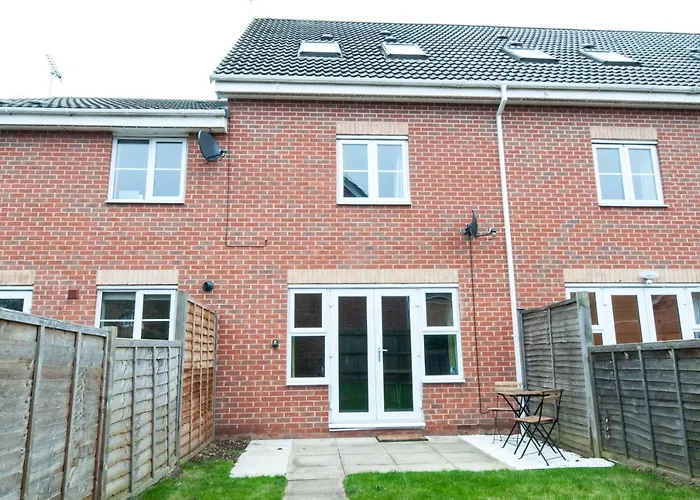 Atlas House - Ideal For Contractors Or Derby County Fans