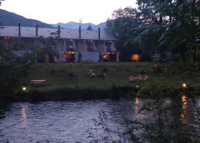 Moon River Suites #3 North Bend