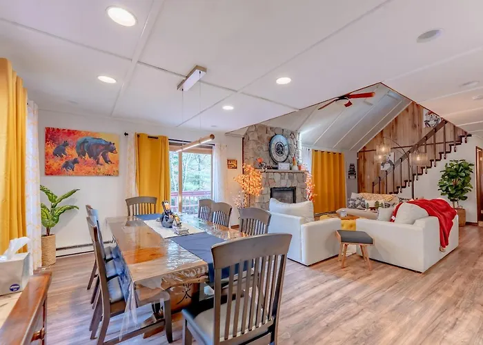 Luxurious House With Largest Hot Tub & Perfect Retreat! Villa Lake Harmony