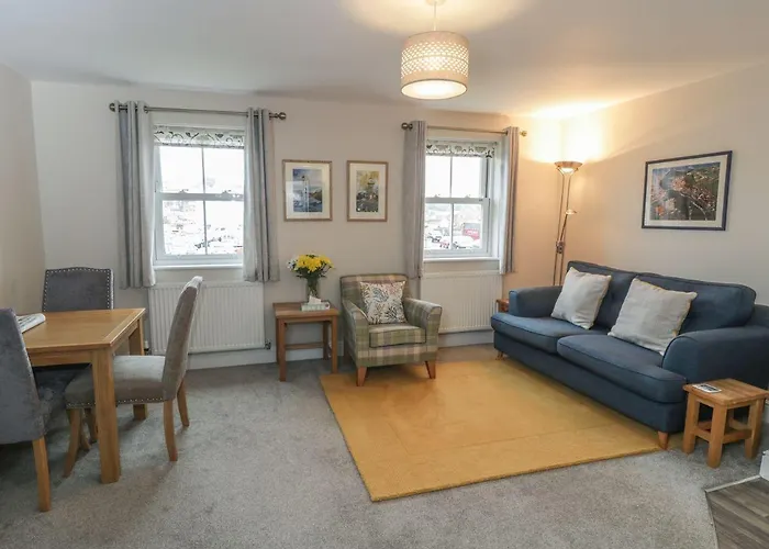 Stephenson Cottage Whitby