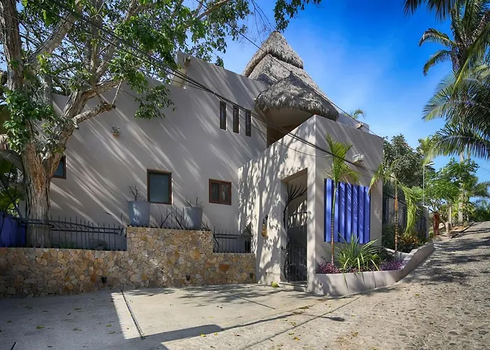 Casa Sayulita, Mistika Villa