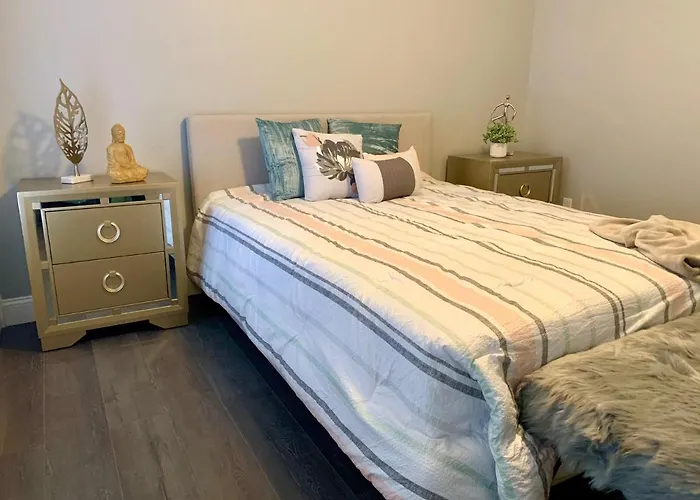 Spacious 5Br 2Bath Close To Niagara Falls And Casino