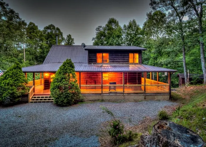Tranquility Pond Villa Morganton