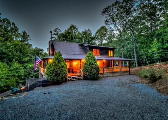 Tranquility Pond Villa Morganton