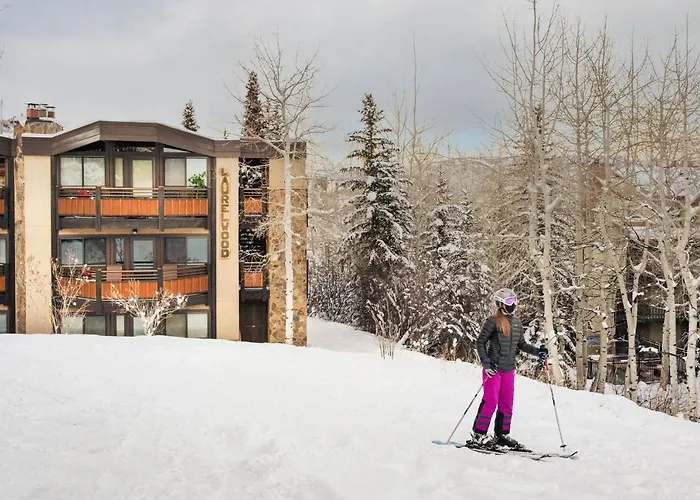 Laurelwood Condominiums 402 Snowmass Village
