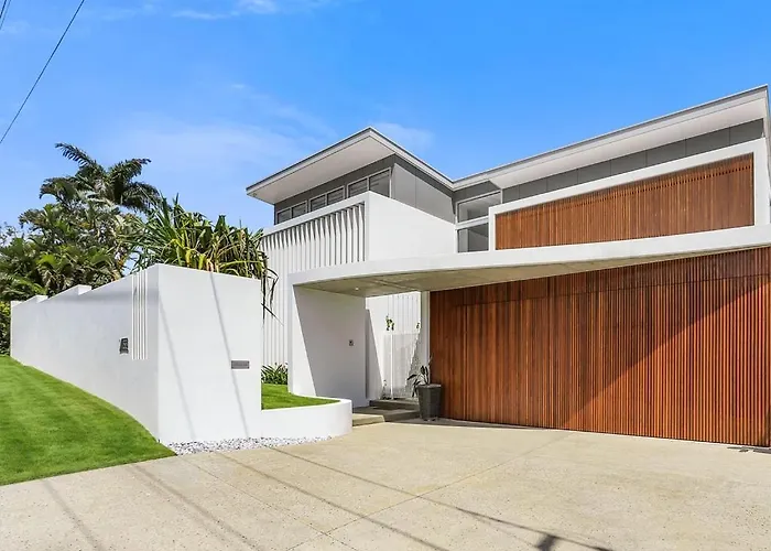 Magnificent Views On Arkana, Noosa Heads