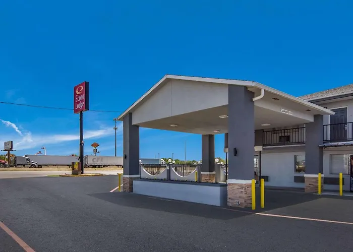 Super 8 By Wyndham Waco North I-35 Villa