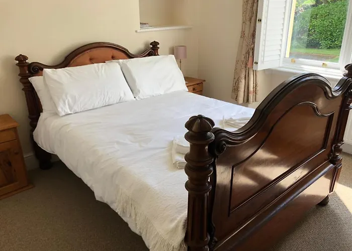 Giltar Grove Country House Tenby